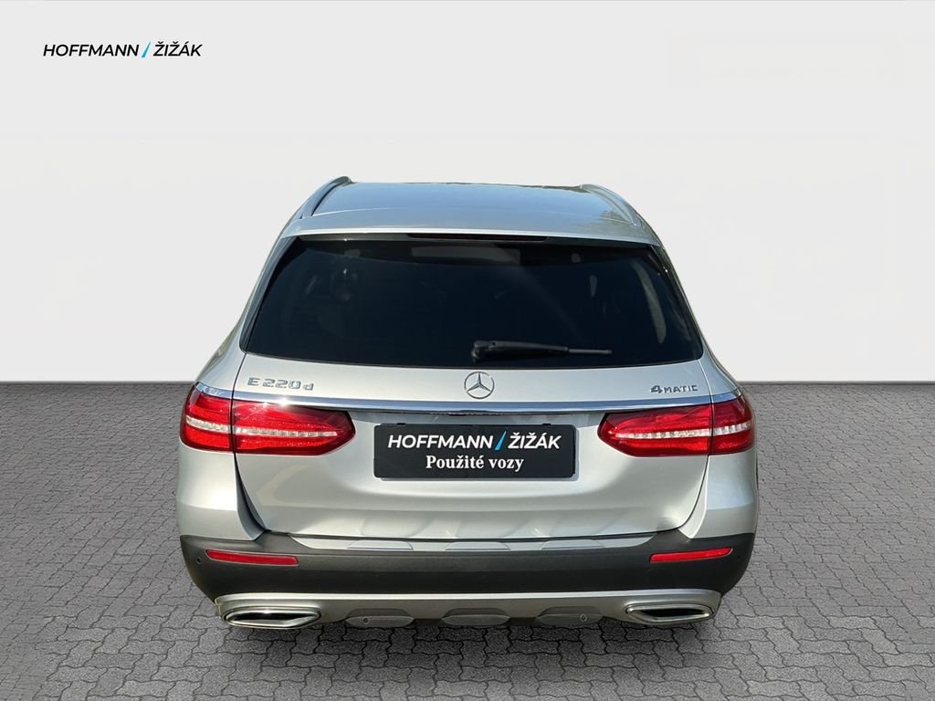 mercedes-benz-tridy-e-220-d-all-terrain-4matic - 5