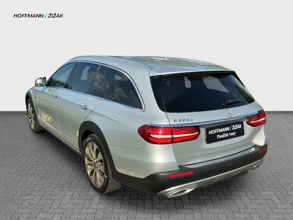 mercedes-benz-tridy-e-220-d-all-terrain-4matic - 6