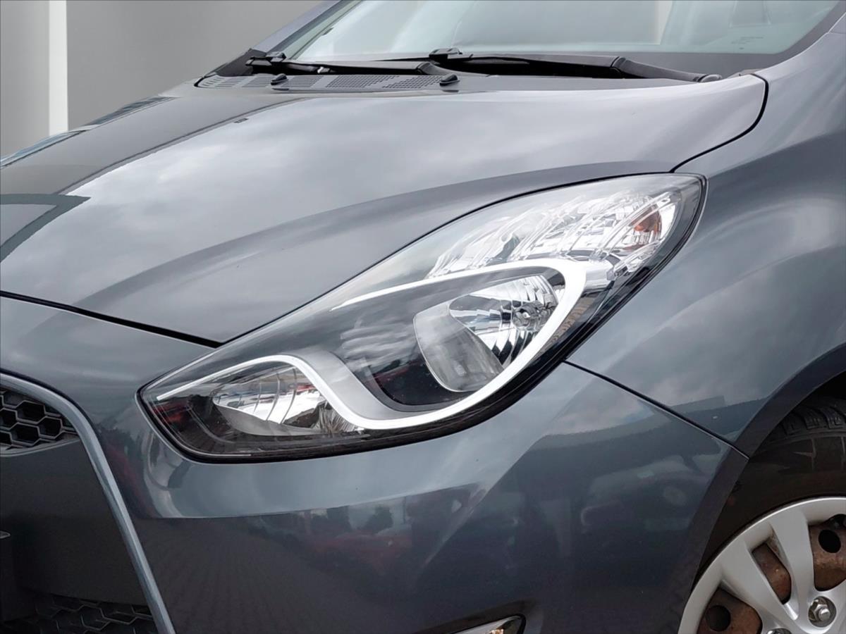 hyundai-ix20-1-6-1-6i-trikolor-essentiall - 8