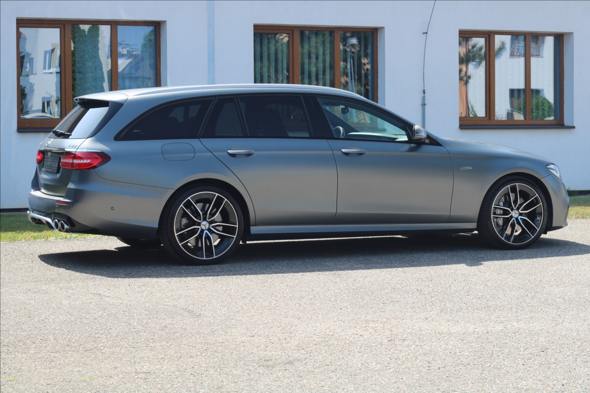 mercedes-benz-tridy-e-e53-amg-4matic-magno-grey - 2