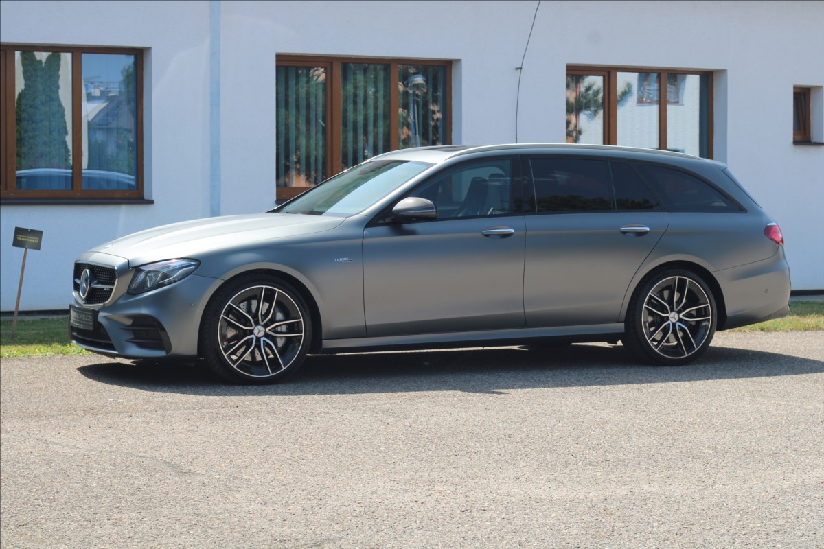 mercedes-benz-tridy-e-e53-amg-4matic-magno-grey - 5