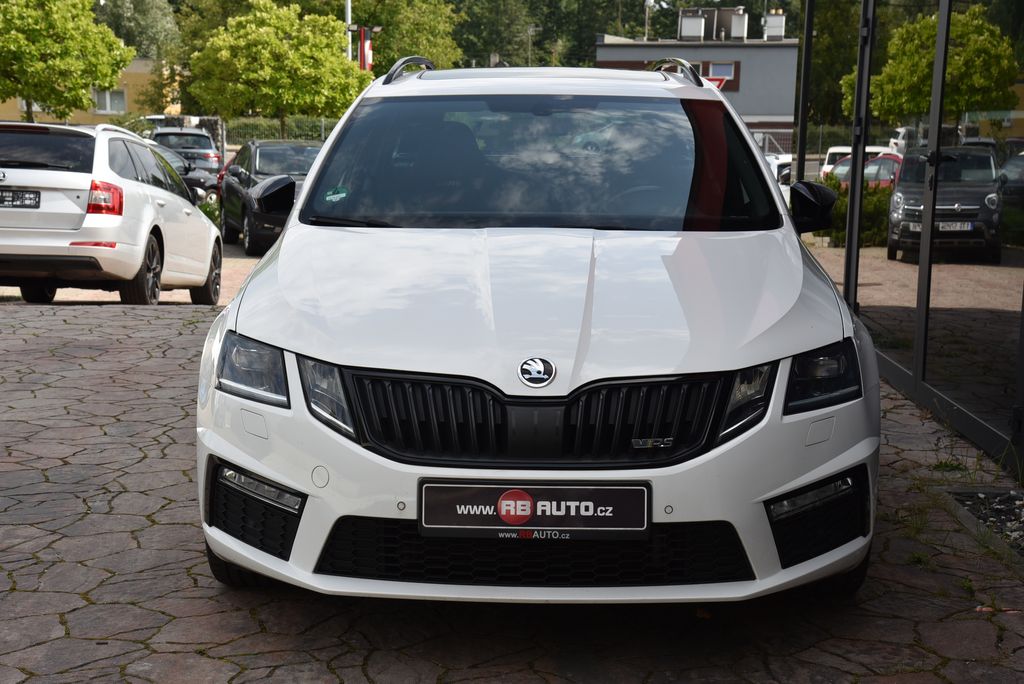 skoda-octavia-2-0-tdi-135-kw-rs-challenge - 3