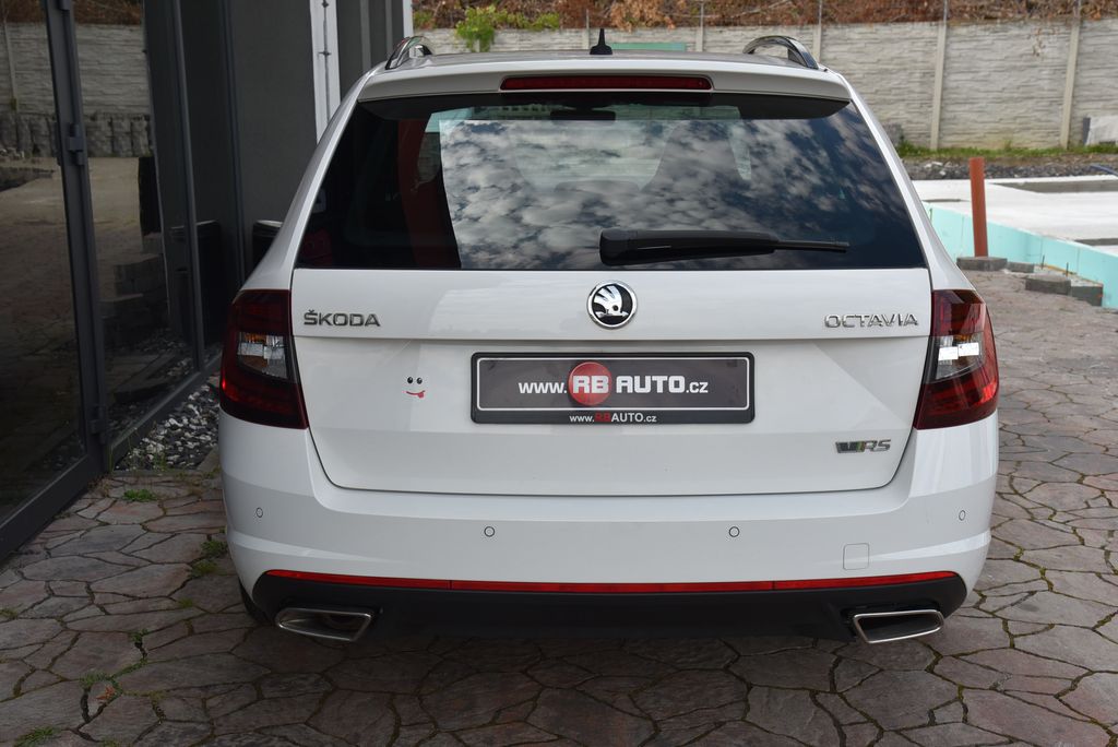 skoda-octavia-2-0-tdi-135-kw-rs-challenge - 8
