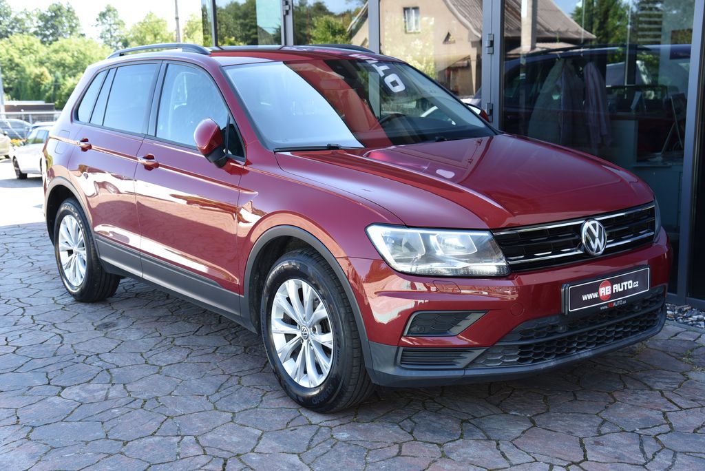 Volkswagen Tiguan 2.0 TDi 110 kw "tažné"