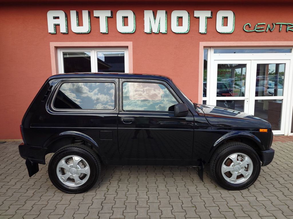 lada-niva-urban-4x4-1-7-61kw-tazne - 4
