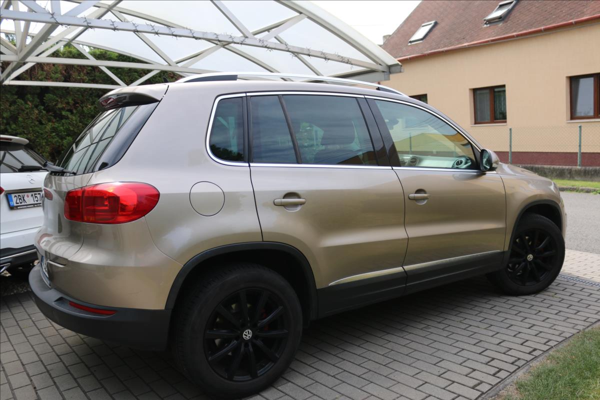 volkswagen-tiguan-2-0-4x4-cr-tazne - 3