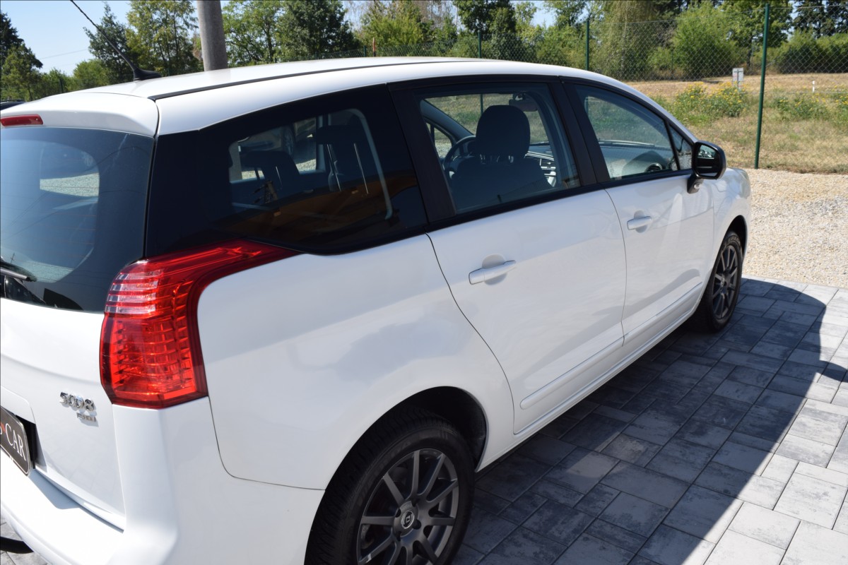 peugeot-5008-1-6-hdi-84kw-automat-po-servis - 4