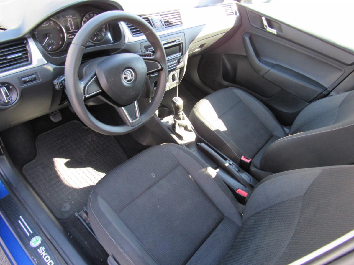 skoda-rapid-1-2-tsi-77kw - 8