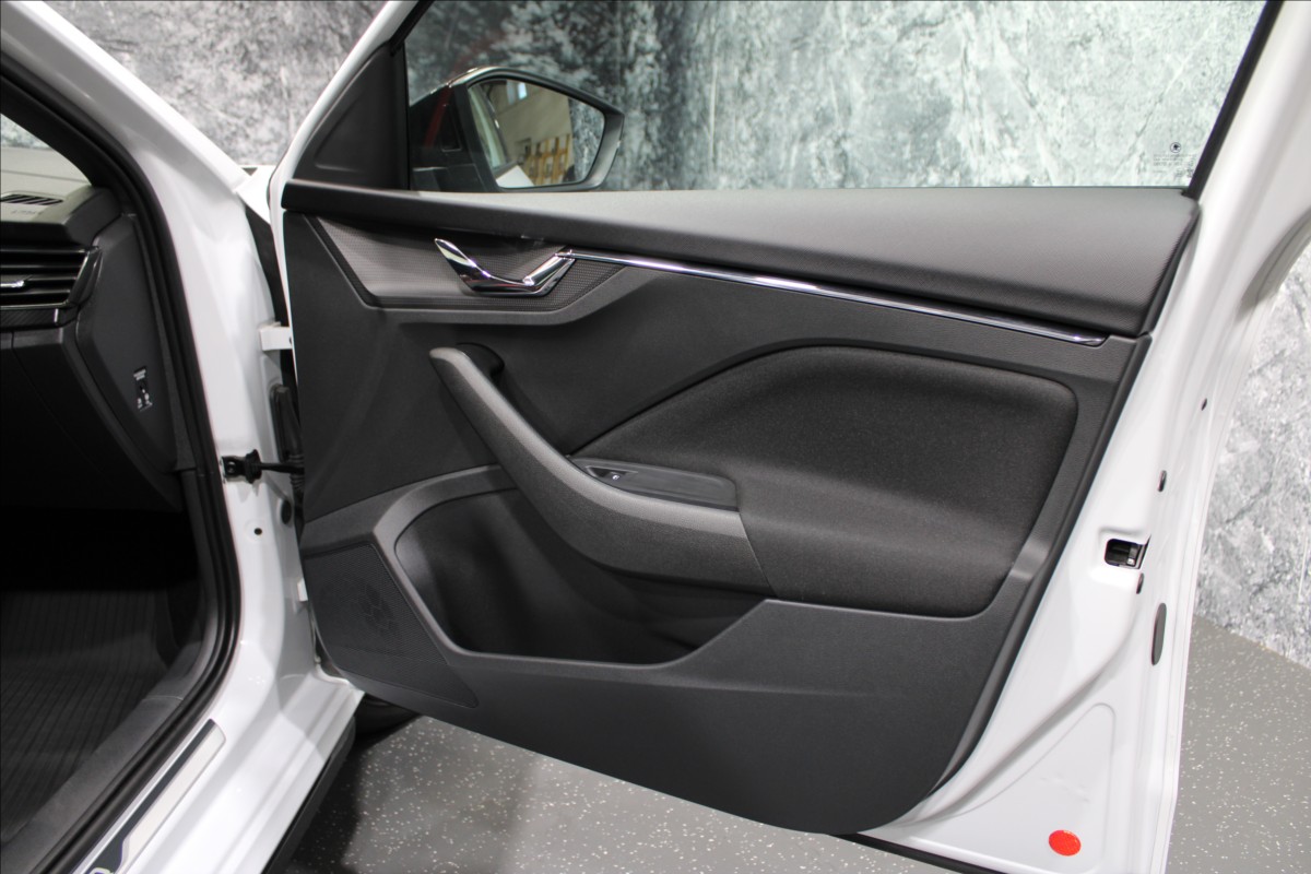 skoda-kamiq-1-5-tsi-110kw-mc-1-maj-cz - 8