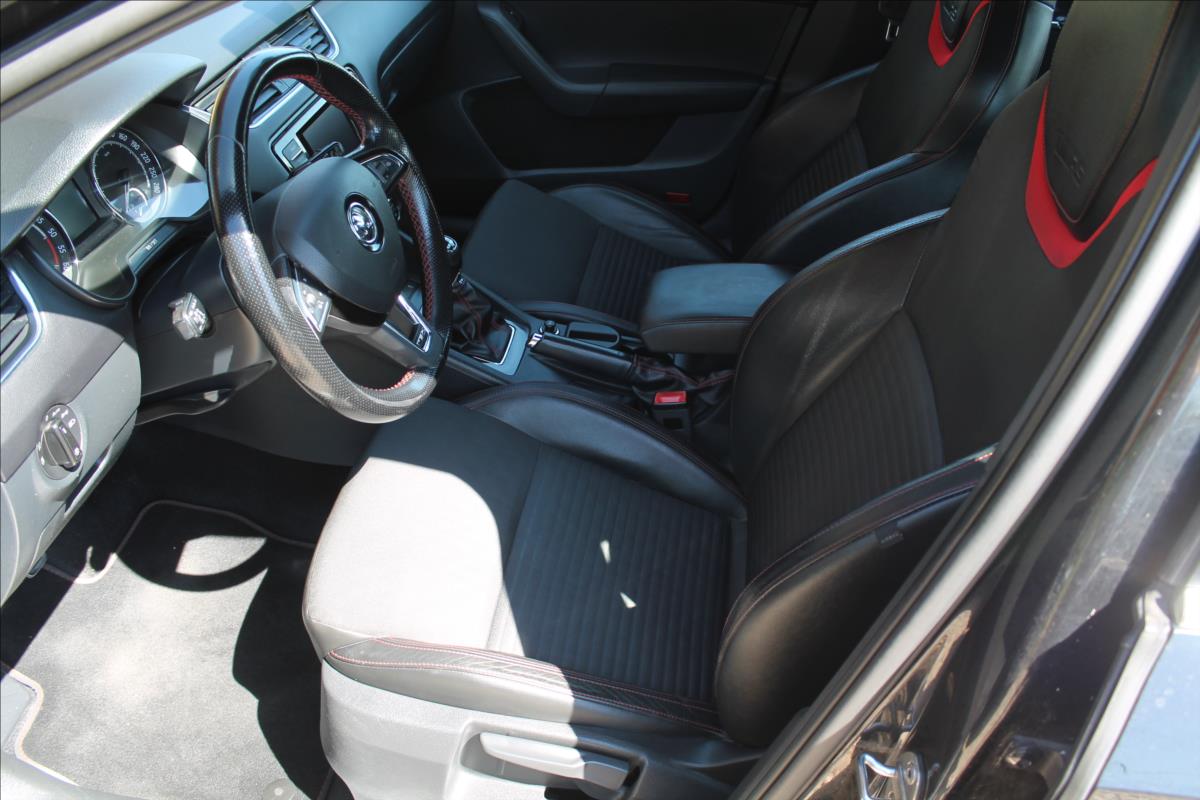 skoda-octavia-2-0-tdi-rs-135kw-1-maj - 6