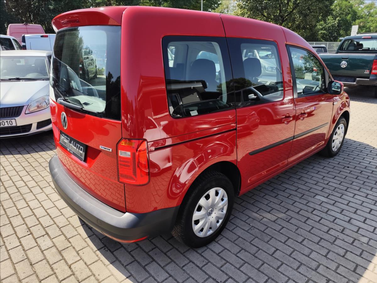 volkswagen-caddy-1-2tsi-life-77kw-ac-face-rozvody-top - 1