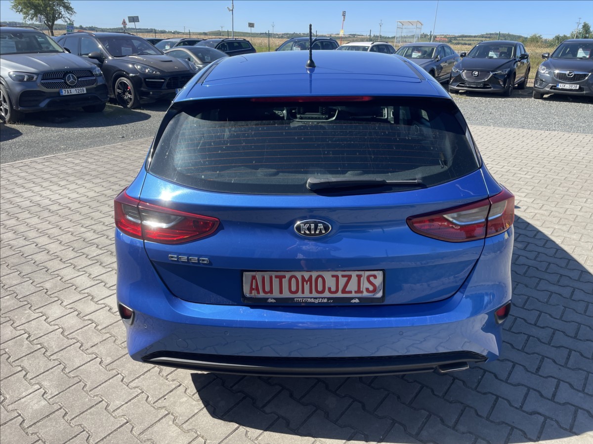 kia-ceed-1-0-t-gdi-cr-50300-km-zaruka-do-1-2028 - 9