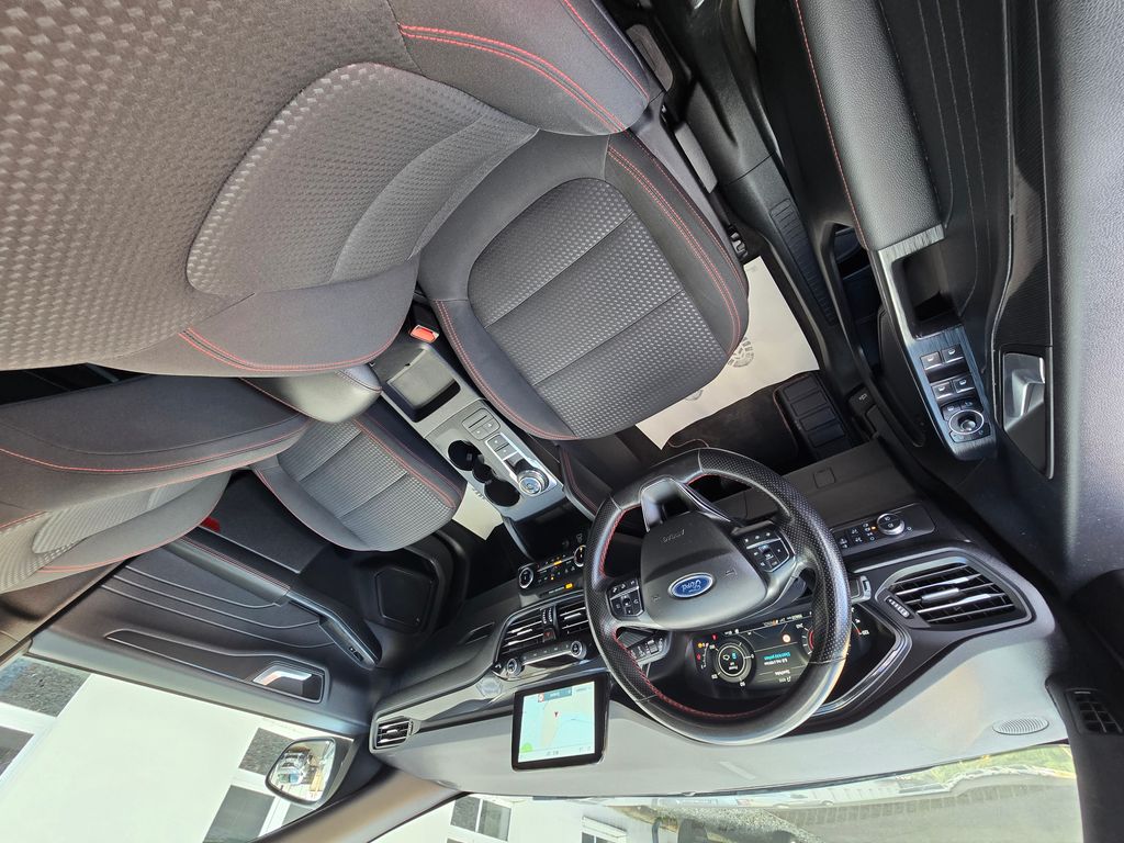ford-kuga-2-5-140kw-4x4-awd-st-line-dph - 8
