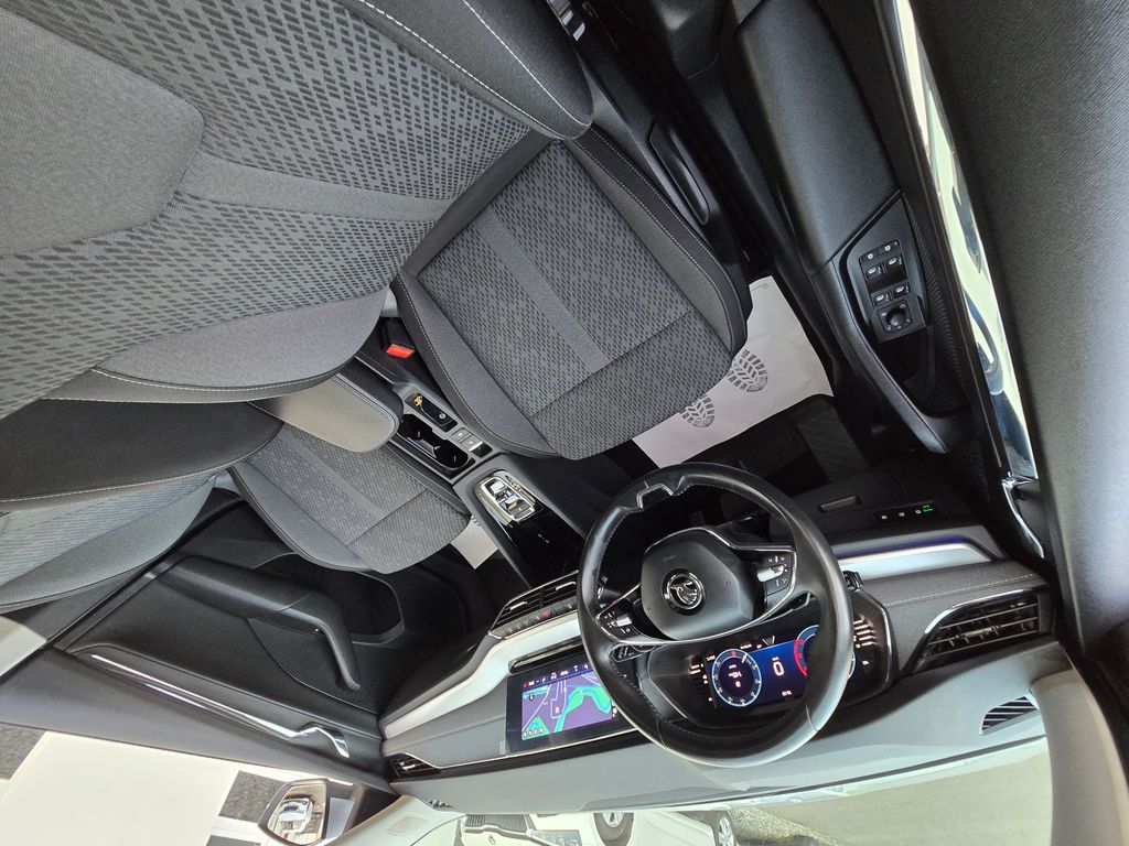 skoda-octavia-2-0tdi-110kw-dsg-style-navi - 8