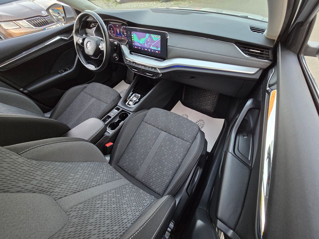 skoda-octavia-2-0tdi-110kw-dsg-style-navi - 9