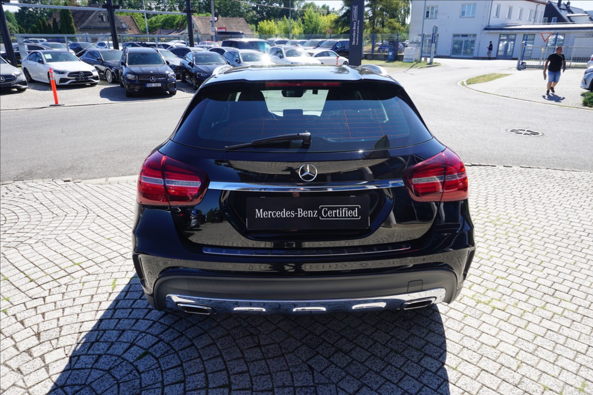 mercedes-benz-gla-2-1-gla-220d-4m-1-maj-cr - 4