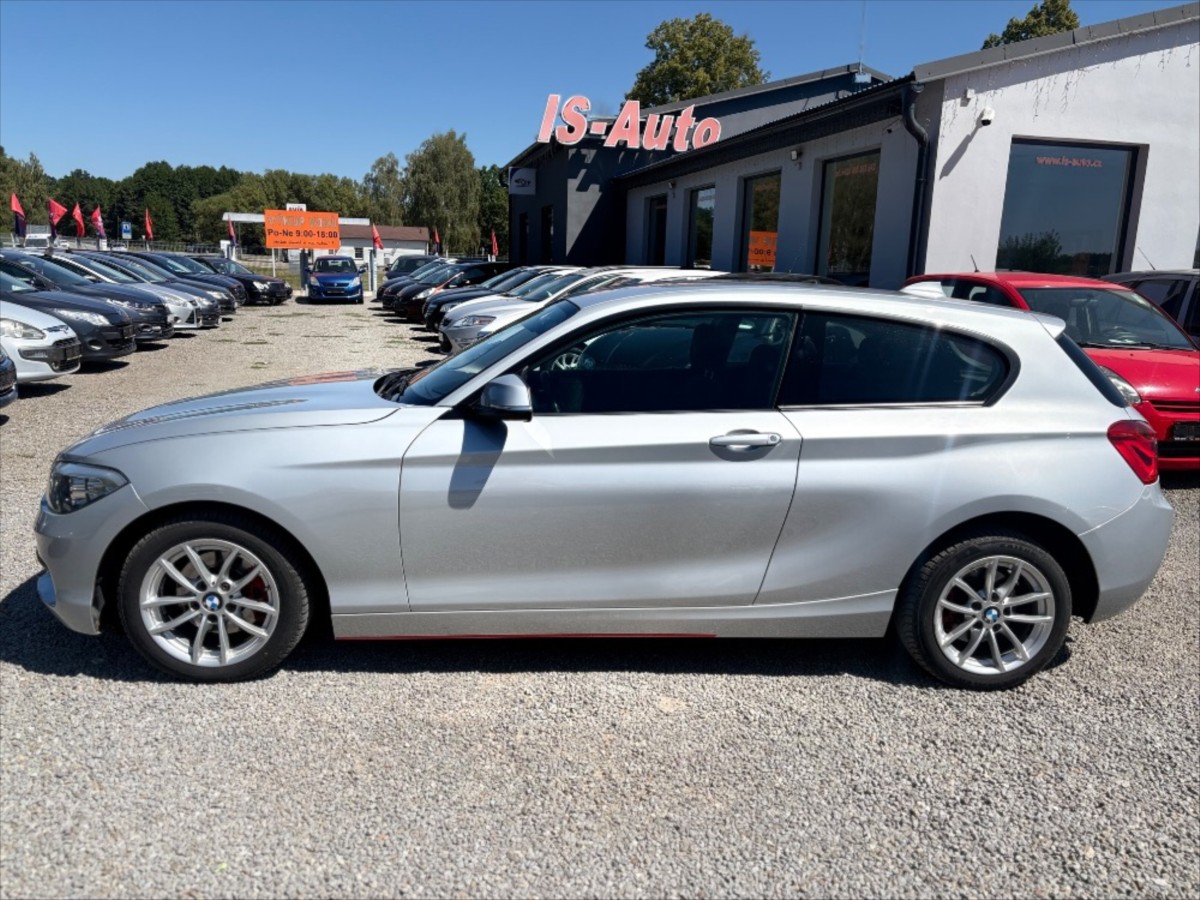 bmw-rada-1-2-0-118d-xdrive-3-dver - 4