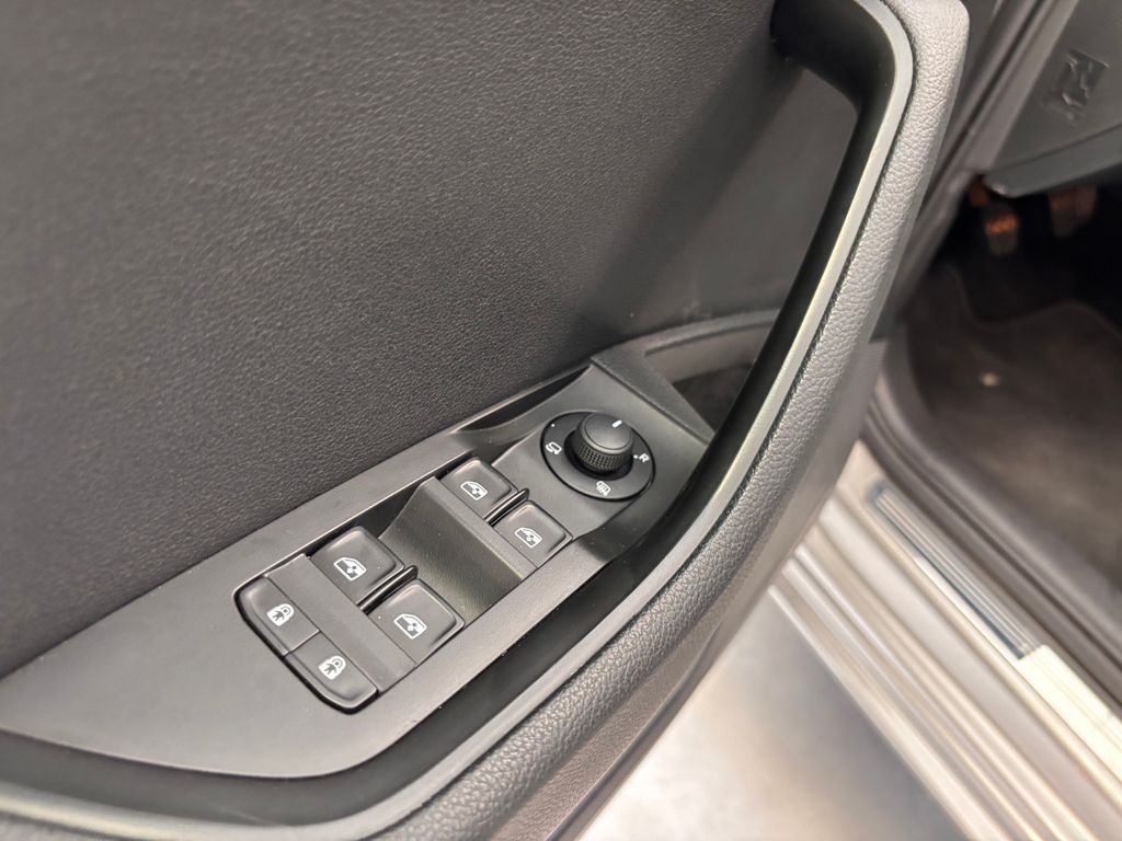 skoda-superb-2-0-tdi-style - 8