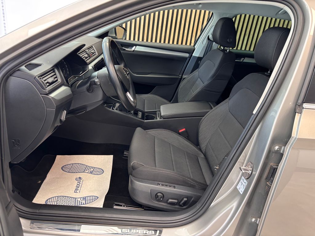 skoda-superb-2-0-tdi-style - 9