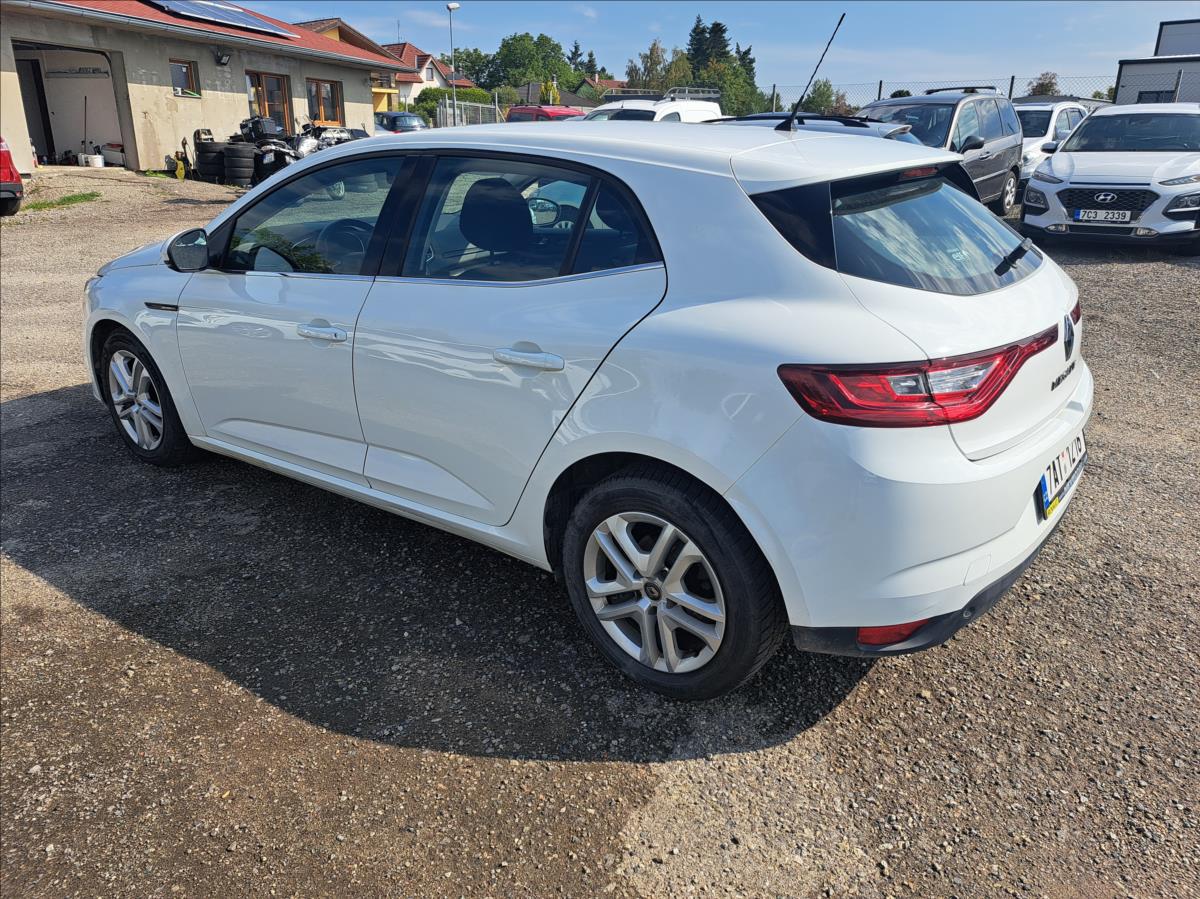 renault-megane-1-5-dci - 6