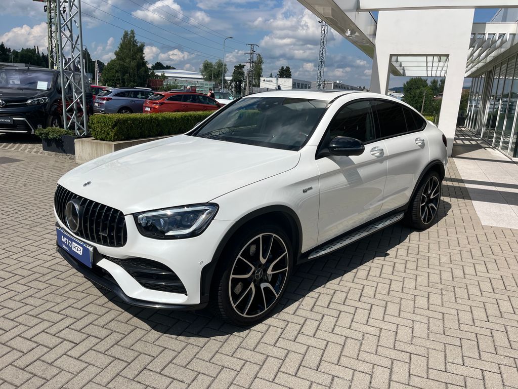 mercedes-benz-glc-43-amg-4matic - 1