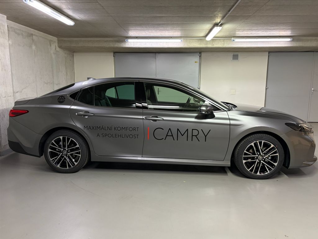 toyota-camry-2-5-hev-executive - 3