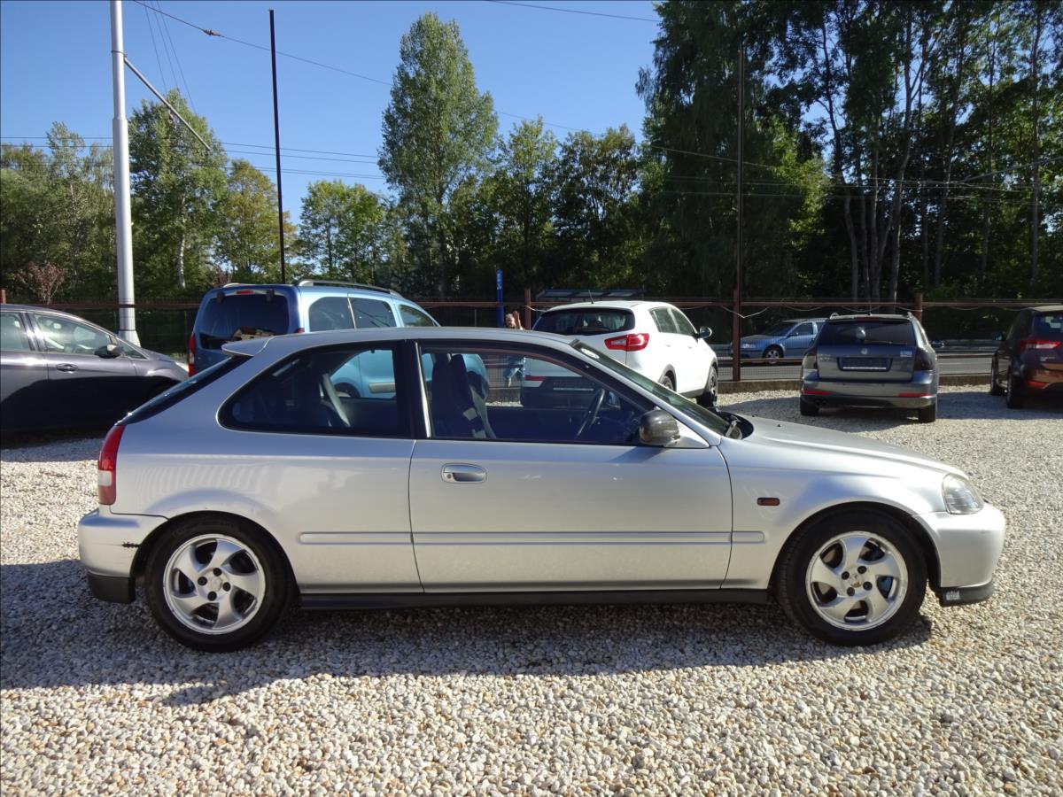 honda-civic-1-6vti-118kw - 7