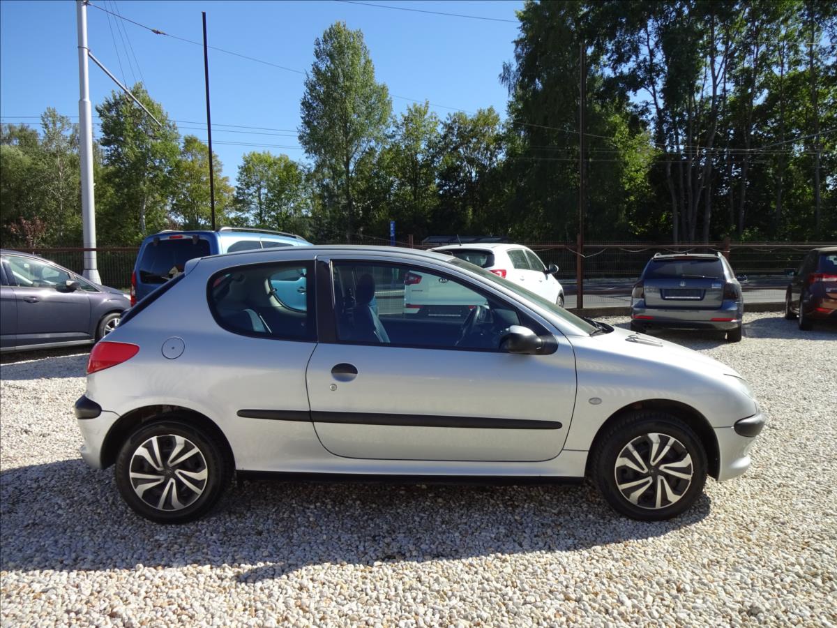 peugeot-206-1-1-i - 7