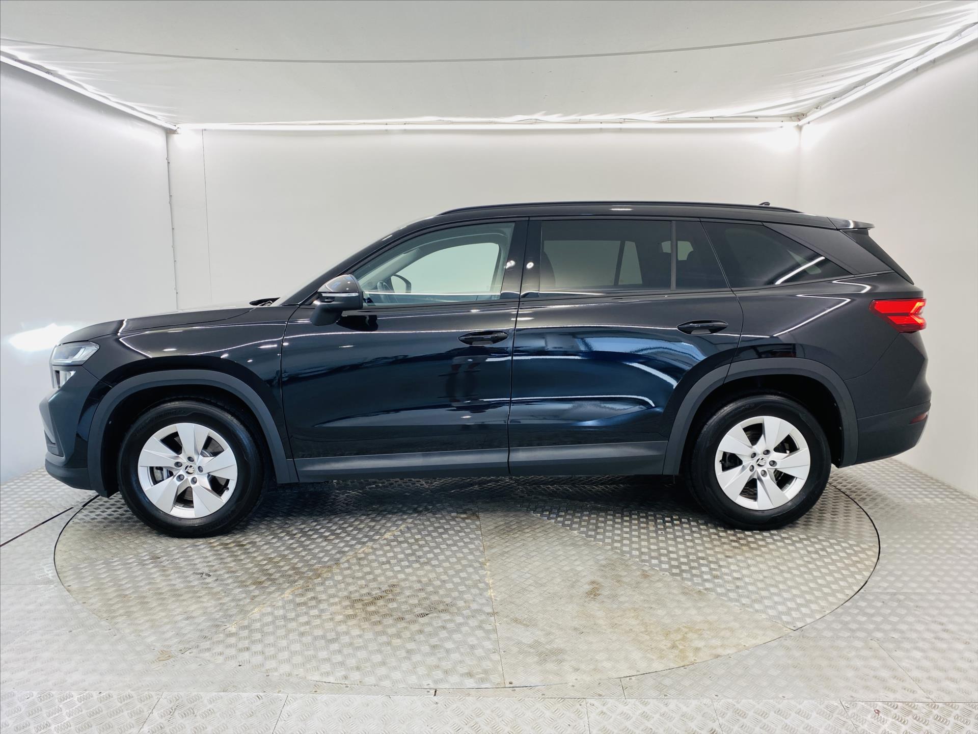 skoda-kodiaq-2-0-tdi-110kw-dsg-selection - 2