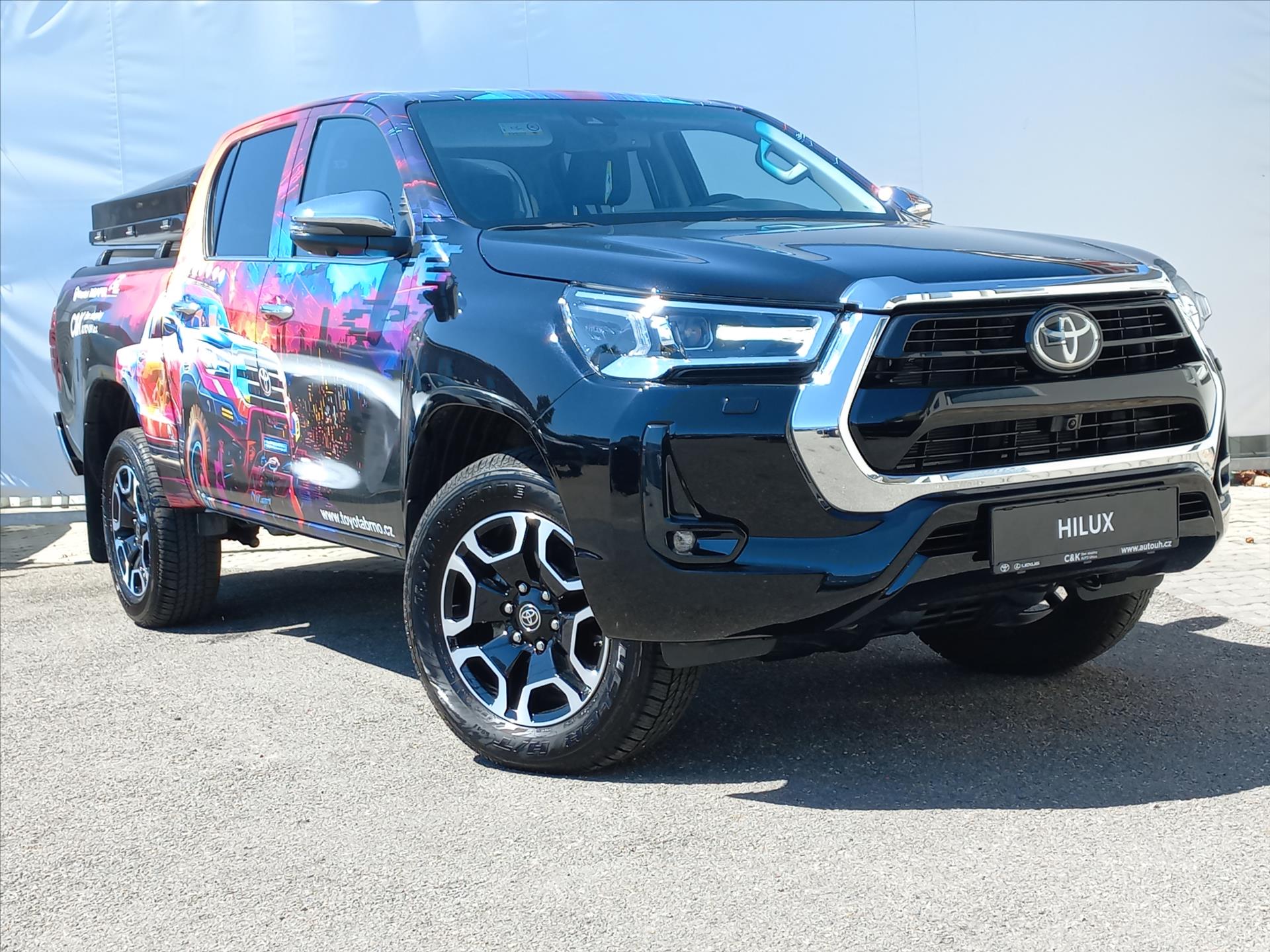toyota-hilux-2-8-diesel-4x4-204k-a-t-double-cap-executive - 4