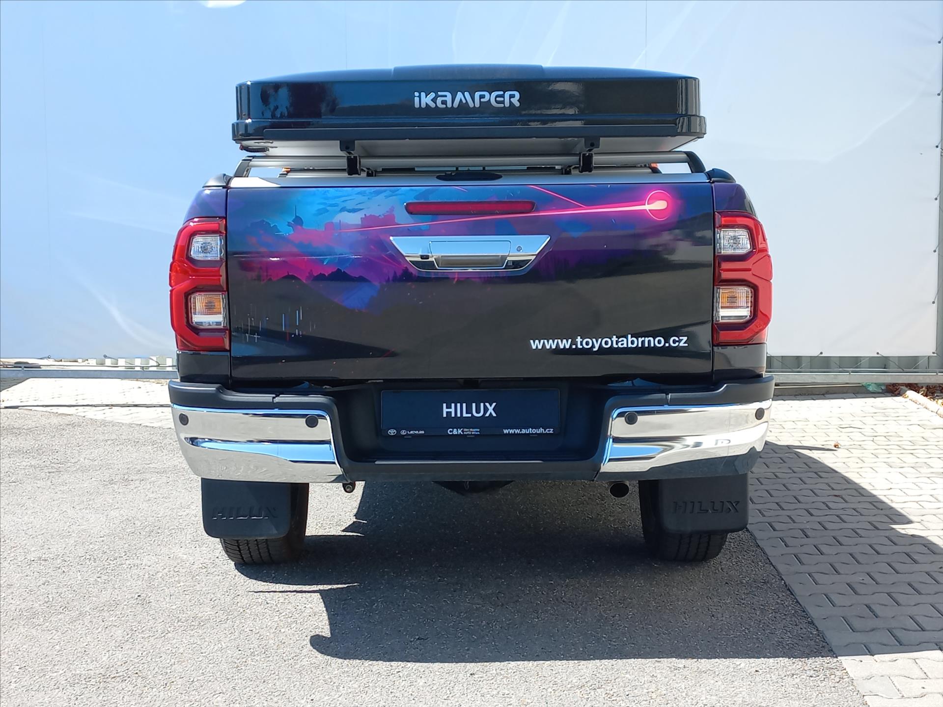 toyota-hilux-2-8-diesel-4x4-204k-a-t-double-cap-executive - 7