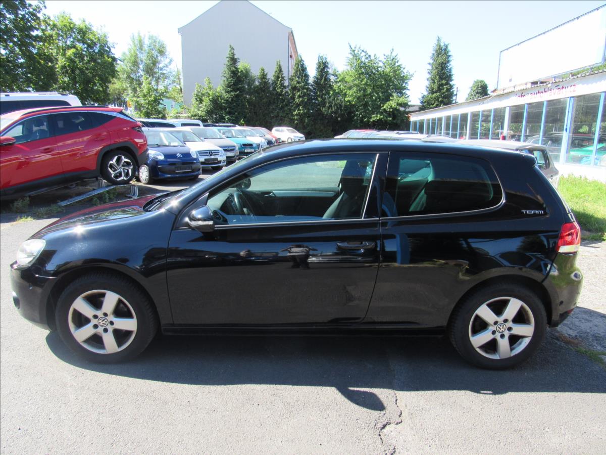 volkswagen-golf-1-4-tsi-90kw-team - 6