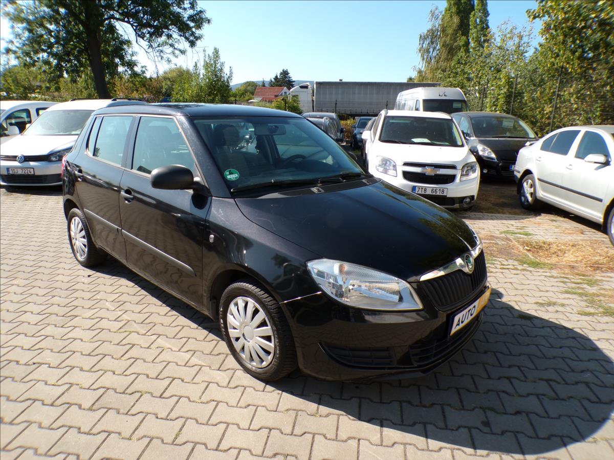 Škoda Fabia 1,2 TSI  TAŽNÉ ZAŘÍZENÍ,KLIMA