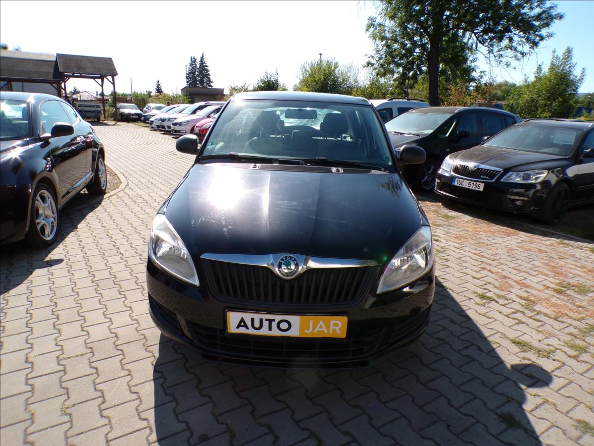 skoda-fabia-1-2-tsi-tazne-zarizeni-klima - 2