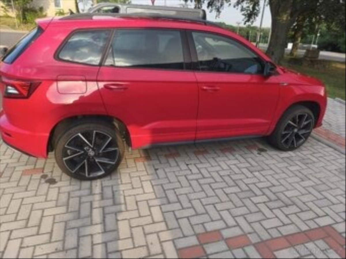skoda-karoq-1-5-1-5tsi-sportline - 3