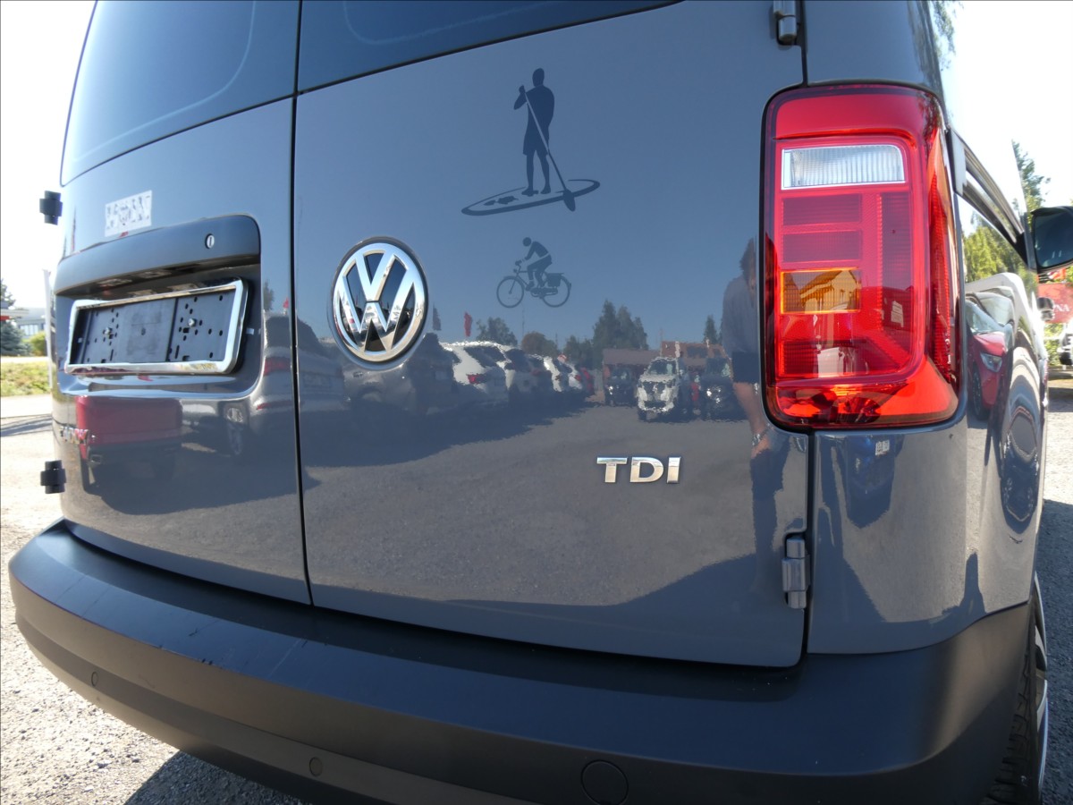 volkswagen-caddy-2-0-tdi-basis-po-rozvodech-top-stav - 9