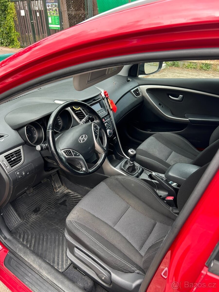 hyundai-i30-1-6-mpi - 2