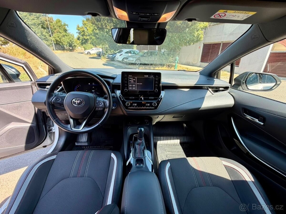 toyota-corolla-1-8-ts-hybrid-gr-sport - 5