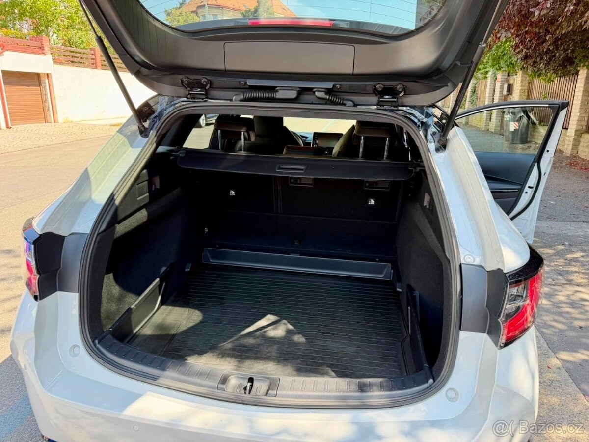 toyota-corolla-1-8-ts-hybrid-gr-sport - 8