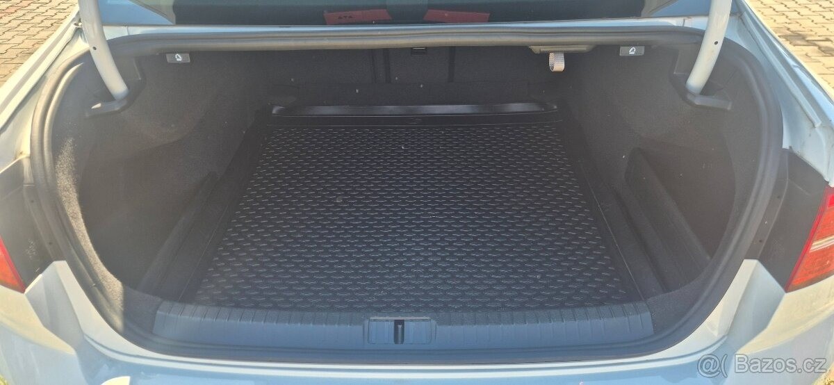 volkswagen-passat-2-0-tdi-110kw-dsg-bez-adblue-o - 2