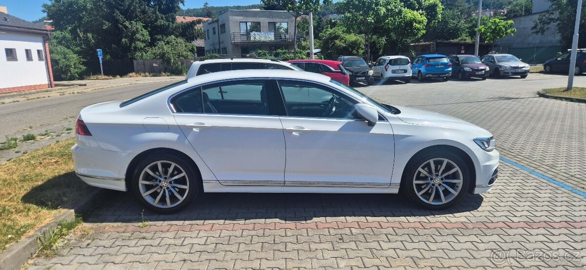 volkswagen-passat-2-0-tdi-110kw-dsg-bez-adblue-o - 4