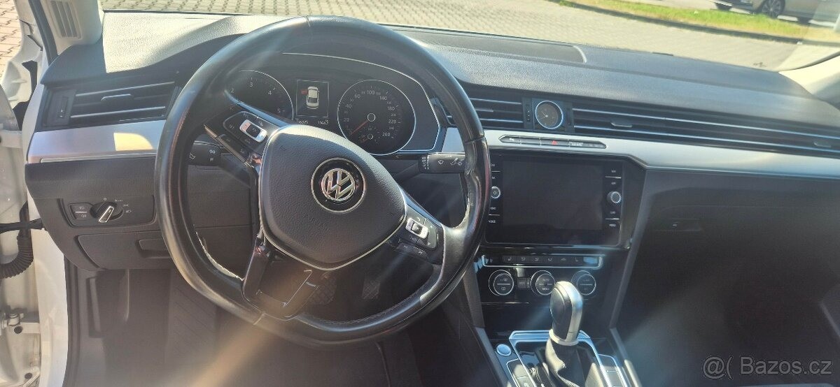 volkswagen-passat-2-0-tdi-110kw-dsg-bez-adblue-o - 8