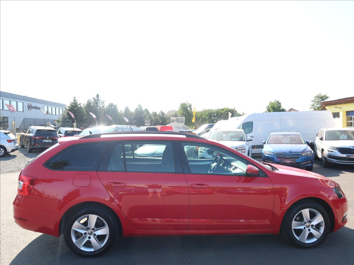 skoda-octavia-1-6-tdi-85kw-1majcr-serv-k-dph - 4
