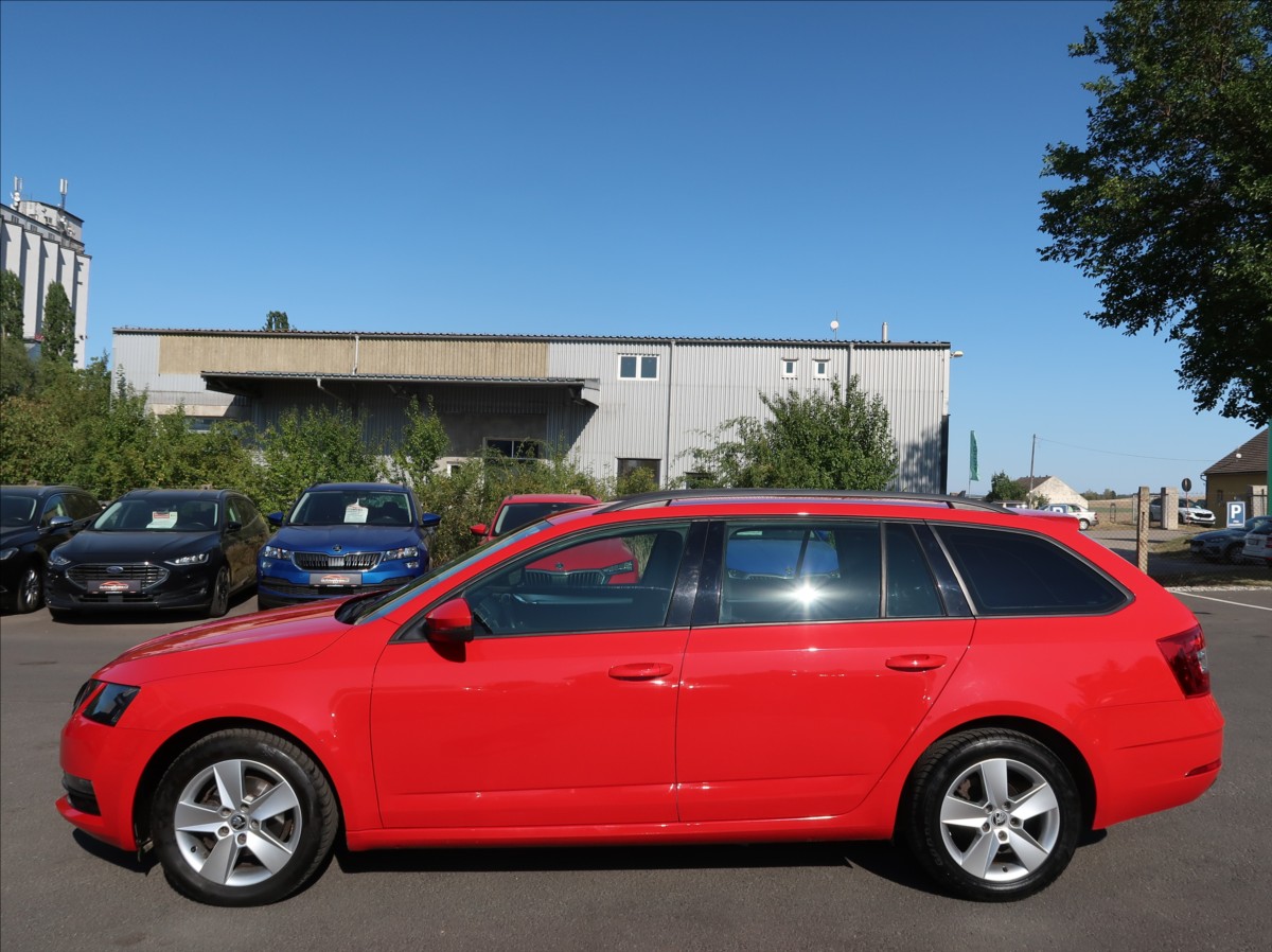 skoda-octavia-1-6-tdi-85kw-1majcr-serv-k-dph - 5