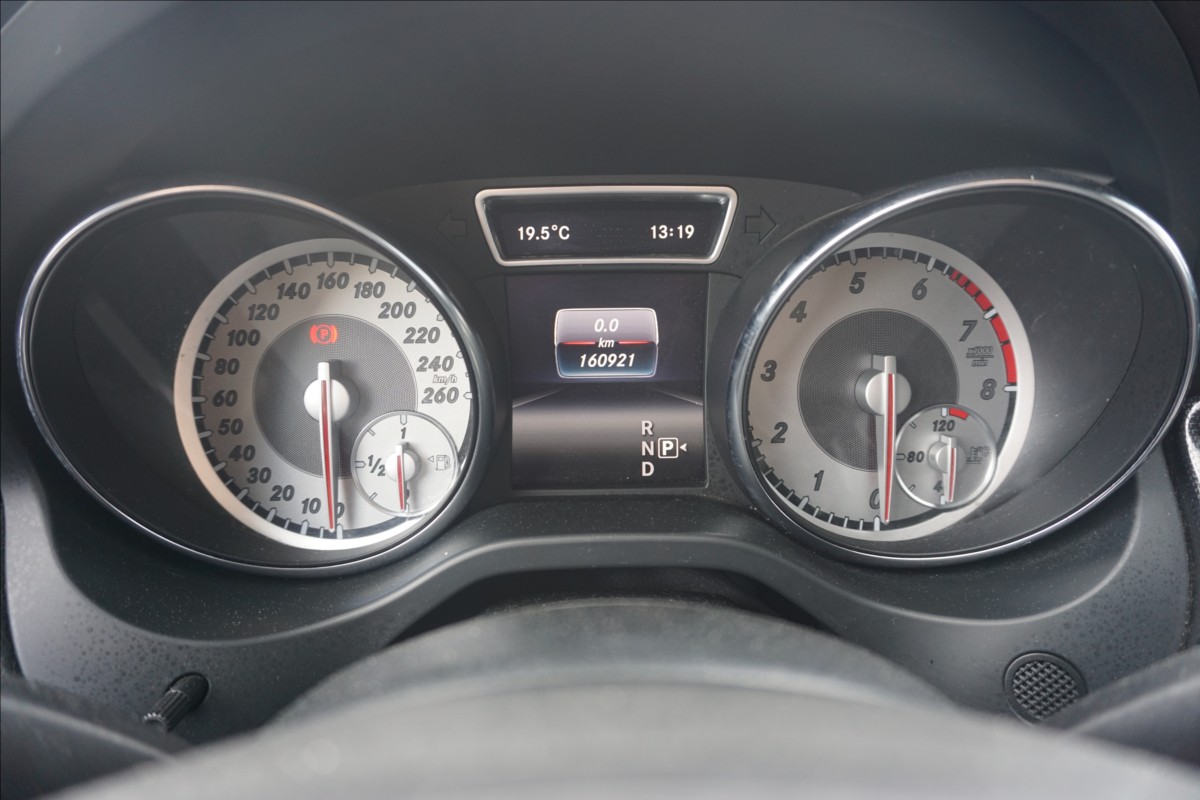 mercedes-benz-cla-1-6-cla-180-sb-cr-1-maj - 6