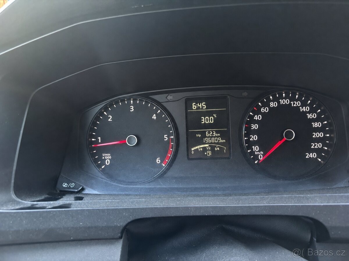 volkswagen-transporter-2-0-t6-long-tdi-110-kw-9-mist - 8