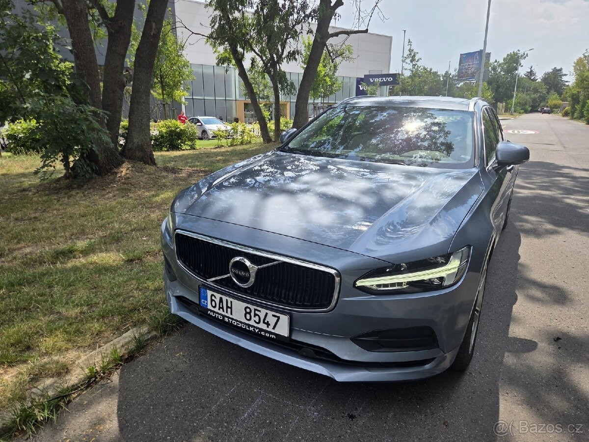 volvo-v90-d4-momentum-najezd-140tis - 1