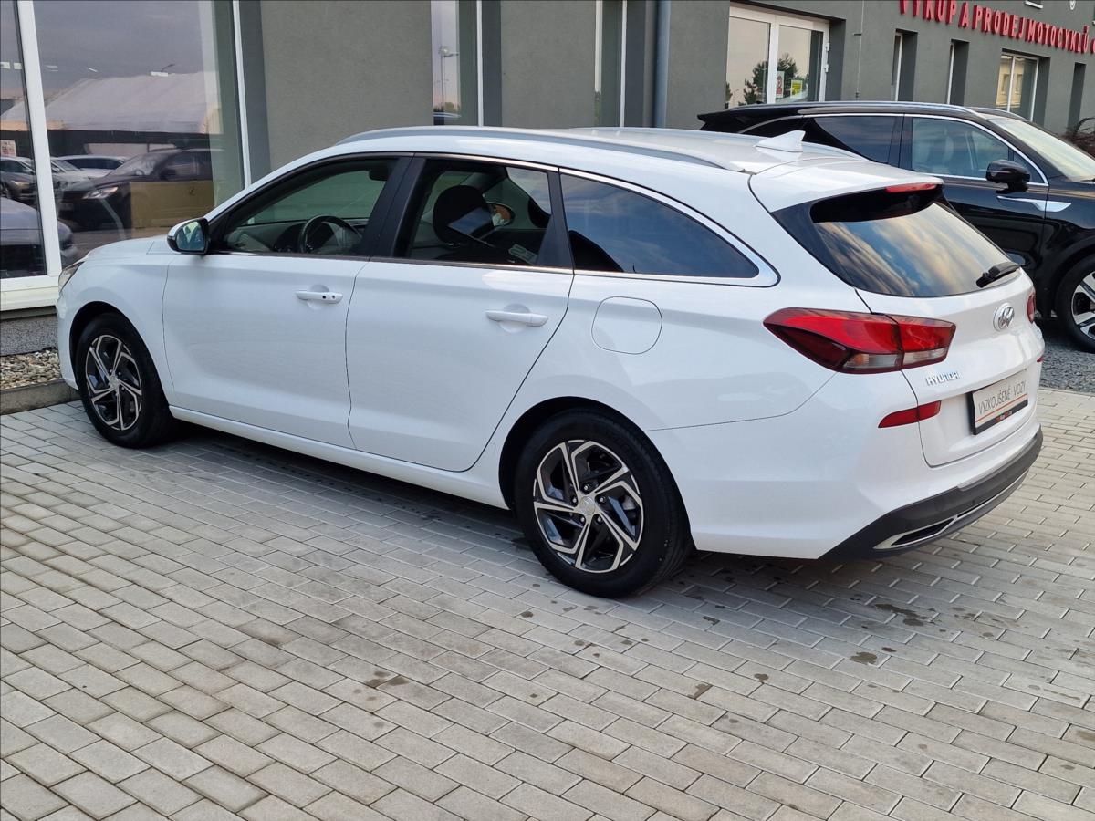 hyundai-i30-1-0t-gdi-smart-kombi-cr-1-maj - 6