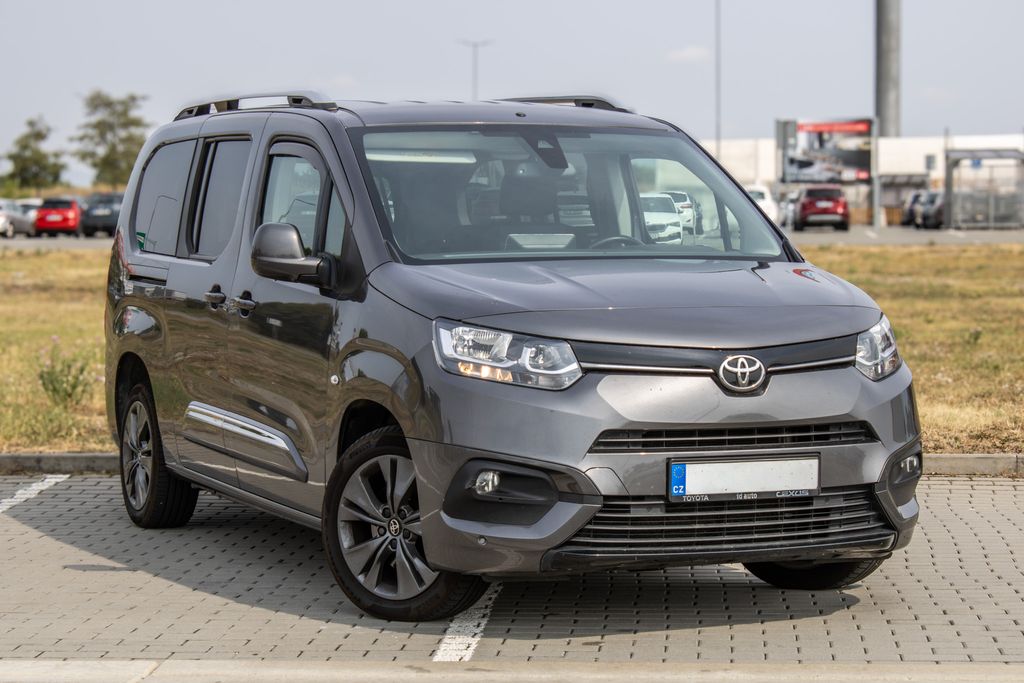 toyota-proace-city-verso-2020-at-96kw - 2
