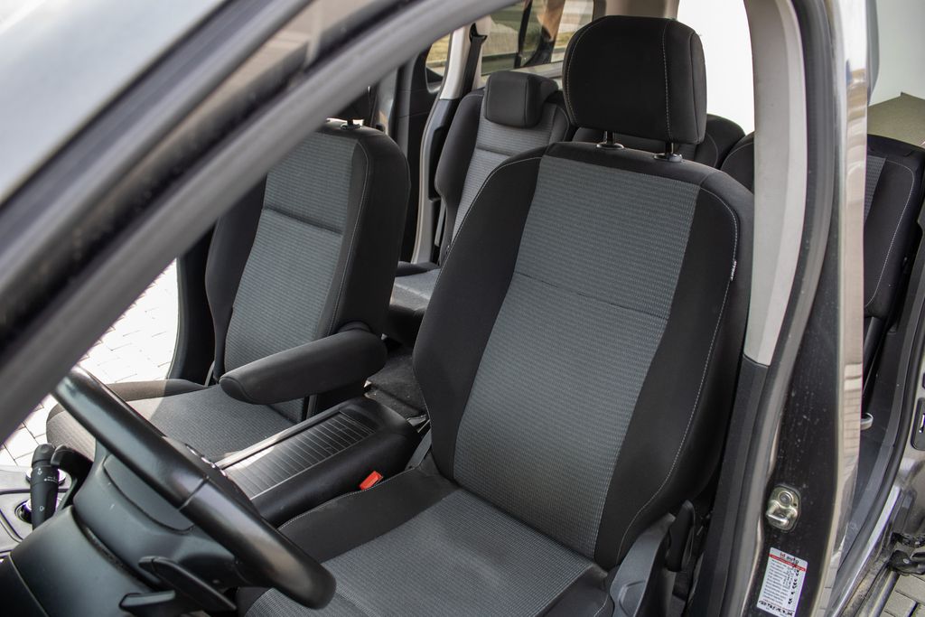 toyota-proace-city-verso-2020-at-96kw - 9